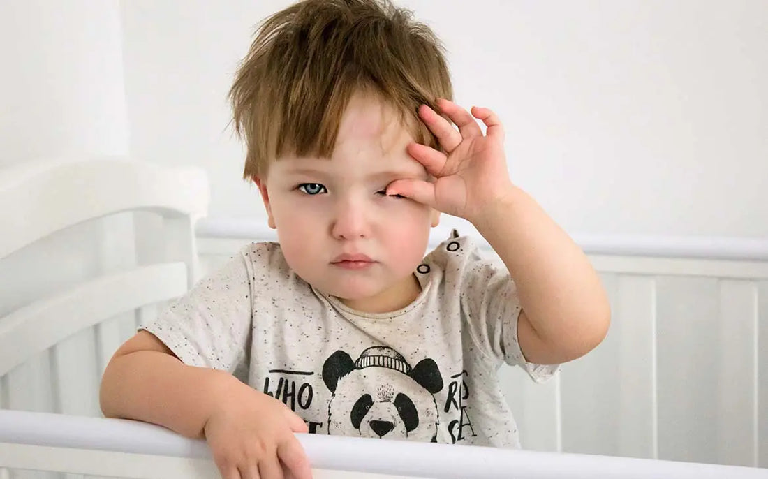 הפעוט עושה צרות: איך מתמודדים עם רגרסיה בשינה