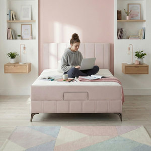 מיטה וחצי עלמה עם ראש | Alma