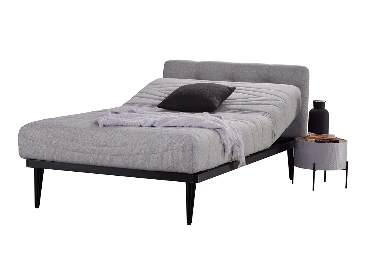 מיטה וחצי קולאז' Collage + ראש